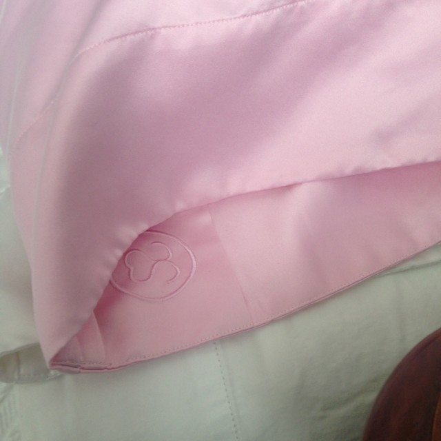 The benefits of sleeping on luxurioius pillowcases