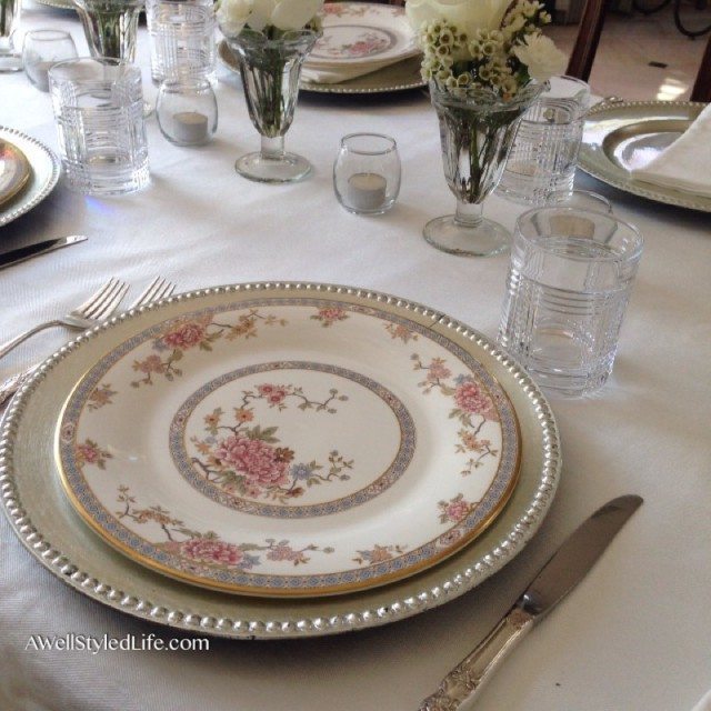 The Anatomy of an Elegant Dinner Party