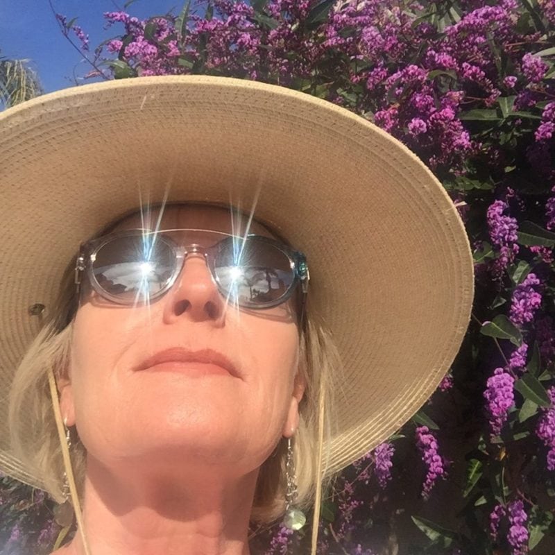 Physical vs. Chemical Sunscreens: Which One Should You Be Wearing?