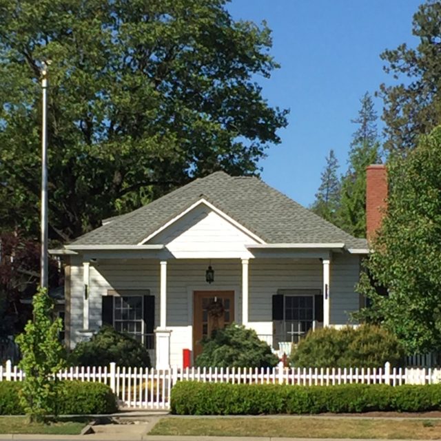 I've always wanted a house with a picket fence