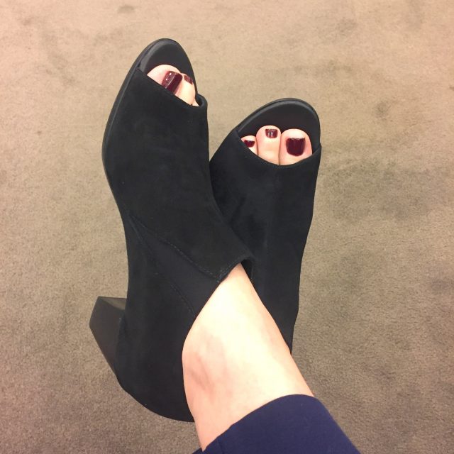 Luisa open toe bootie by Munro