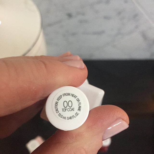 Essie gel Couture top coat
