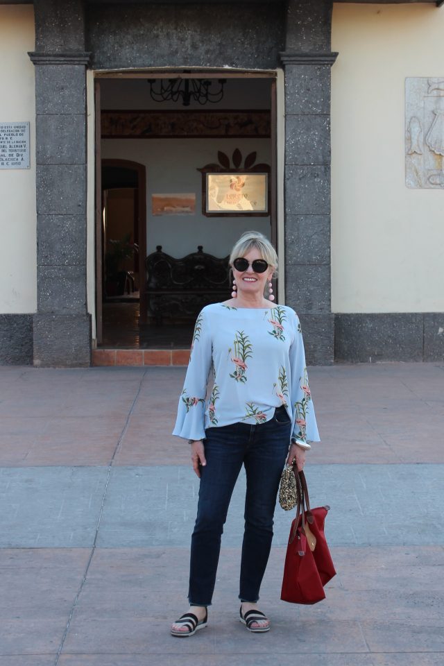 toiwn square in Loreto Mexico