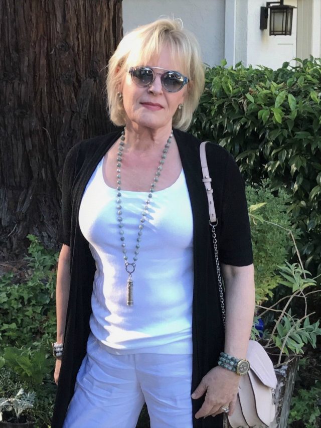 Jennifer Connolly of A Well Styled Life wearing Eileen Fisher linen