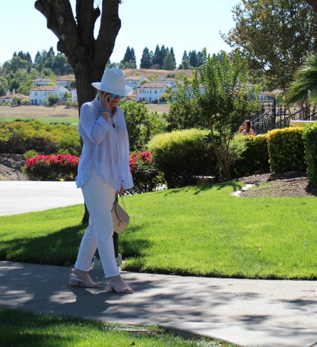Jennifer Connolly of A Well Styled Life wearing striped linen