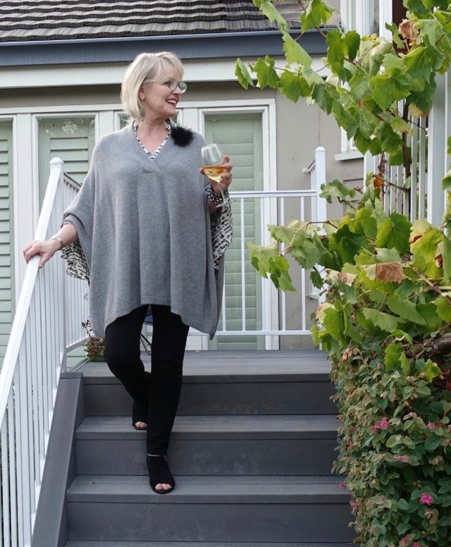 Jennifer Connolly of A Well Styled life wearing Halogen cashmere