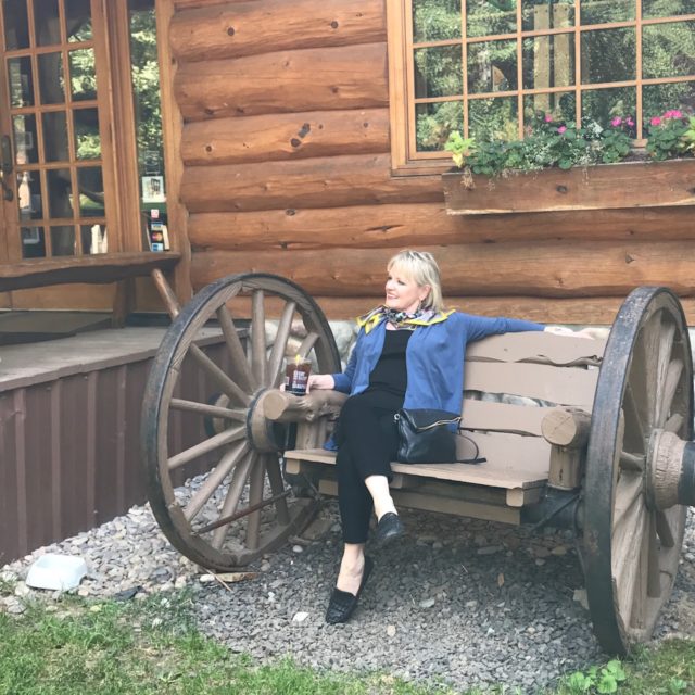 Jennifer Connolly of A Well Styled Life at Elk Lodge