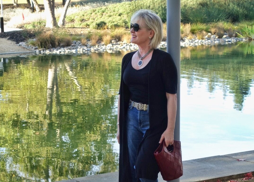 Jennifer Connolly of A Well Styled Life styling the Elizabeth and James Small Woven Market Tote