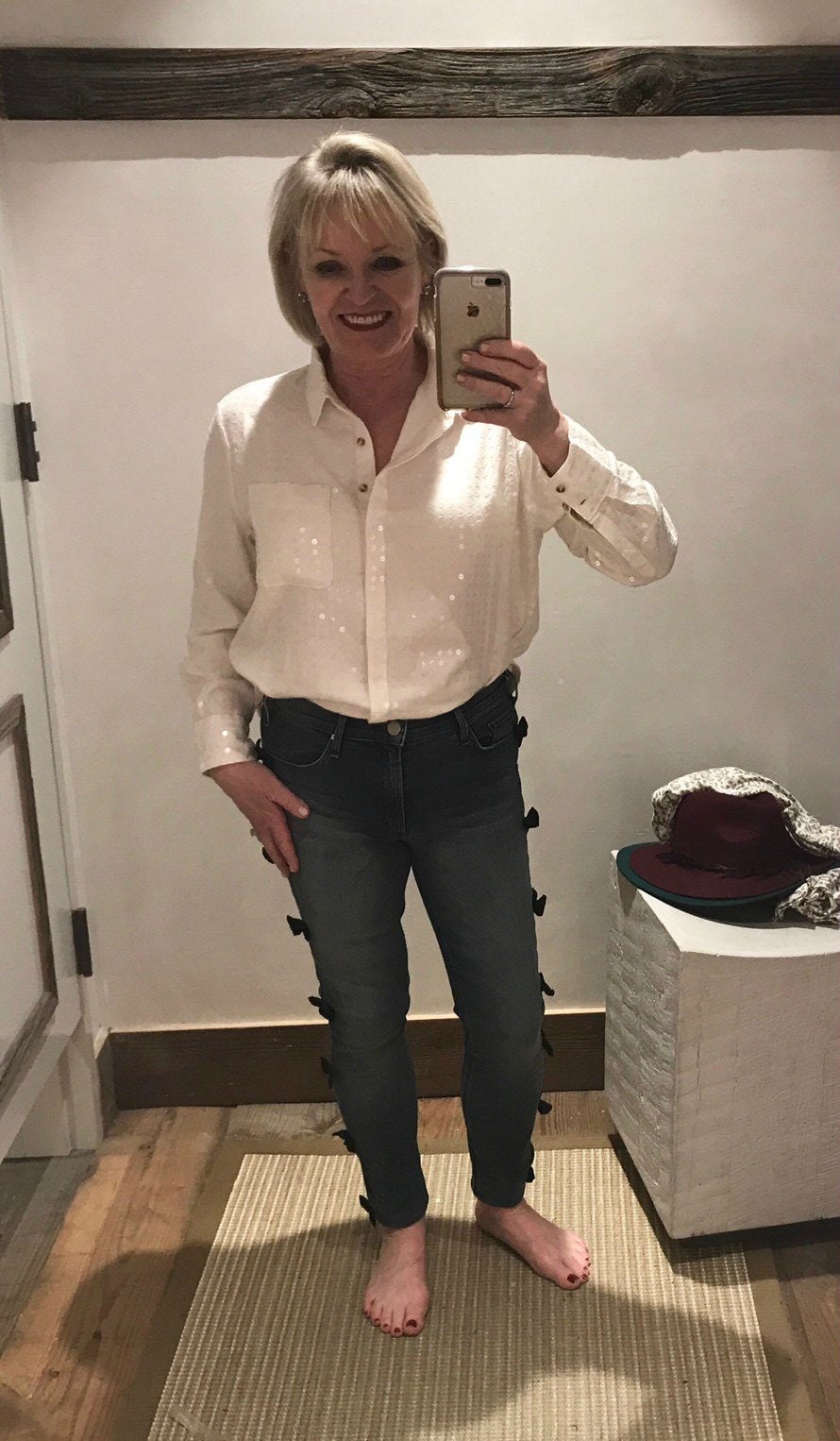 Jennifer Connolly of A Well Styled Life wearing Anthropologie