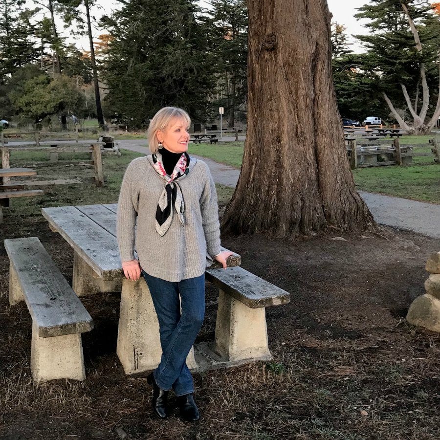 Jennifer Connolly of A Well Styled Life wearing Lou & Grey Sweater