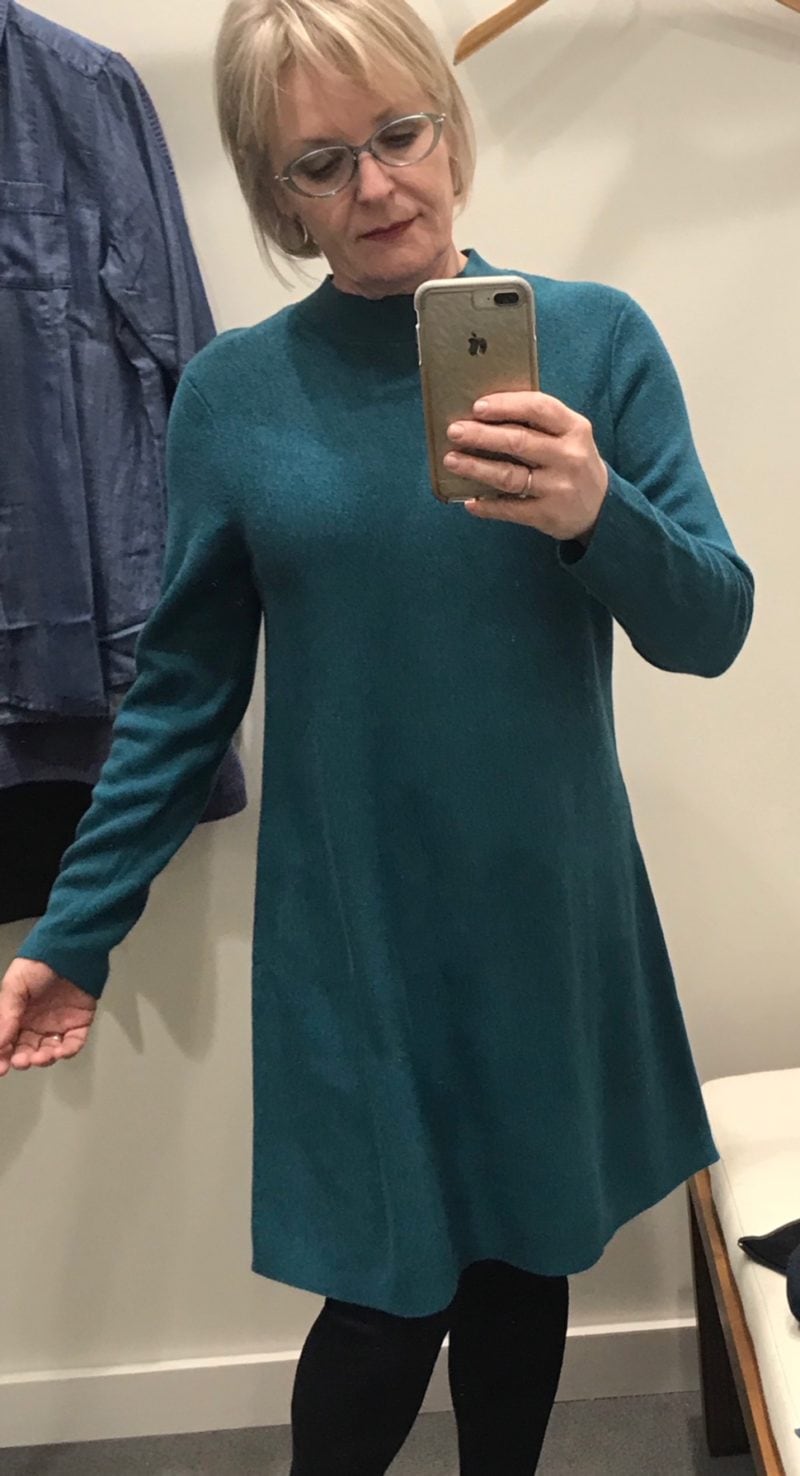 Jennifer Connolly of A Well Styled Life shopping J Jill
