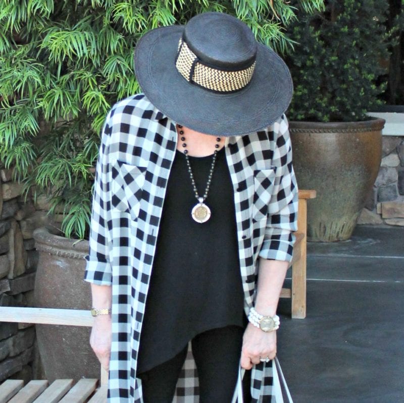 Jennifer Connolly of A Well Styled Life wearing column of black with French Kande