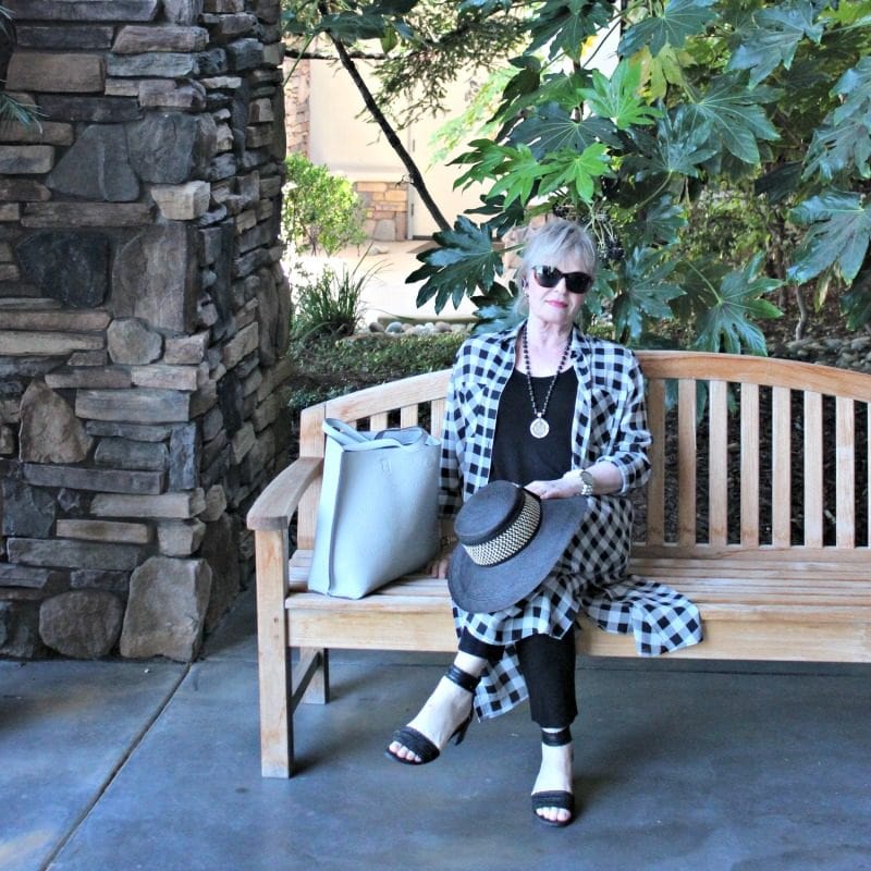 Jennifer Connolly of A Well Styled Life wearing a column of black