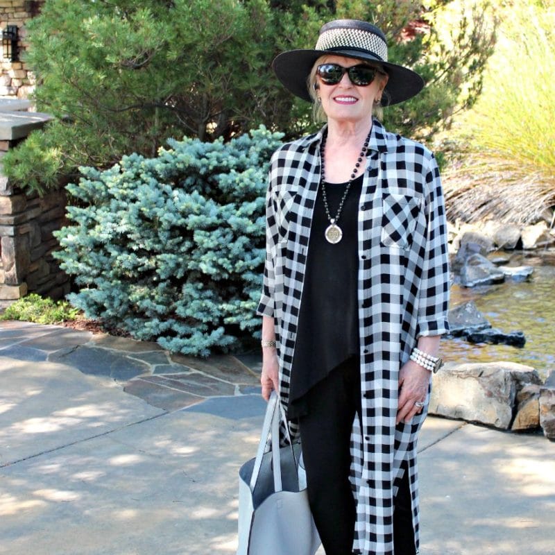 Jennifer Connolly of A well Styled life wearing French Kande