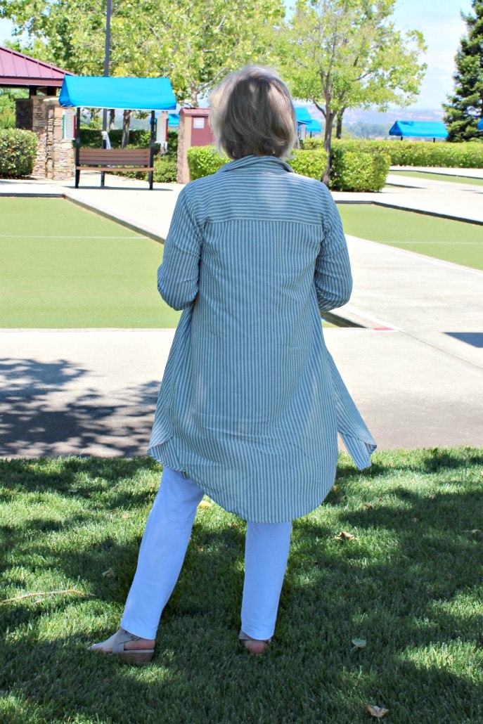 Jennifer Connolly of A Well Styled Life wearing Eileen Fisher from Macy's