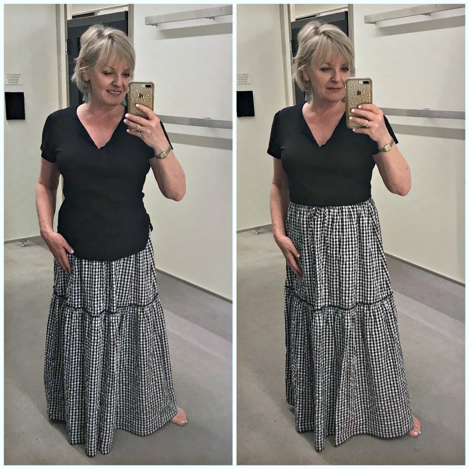Jennifer Connolly of A Well Styled Life modeling Sanctuary Uptown Tiered Hem Linen Tee from Nordstrom