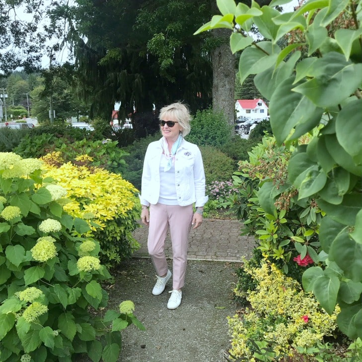 Jennifer Connolly of A Well Styled Life exploring Gibsons BC