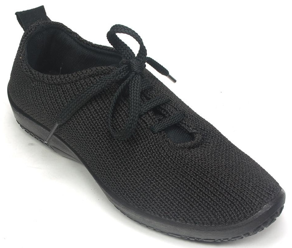 Archidedico lace up shoe in black