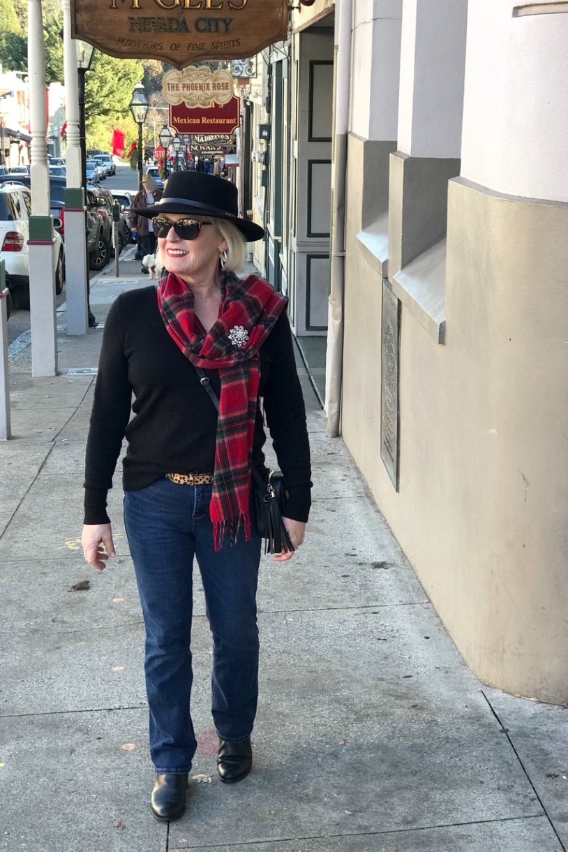 Does This Make Me Look Old by Jennifer Connolly of A Well Styled Life