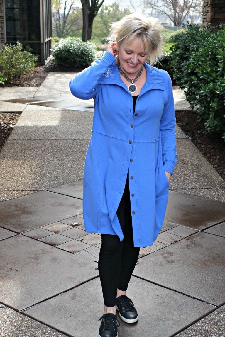 Jennifer of A Well Styled Life wearing Bee Jacket over black leggings