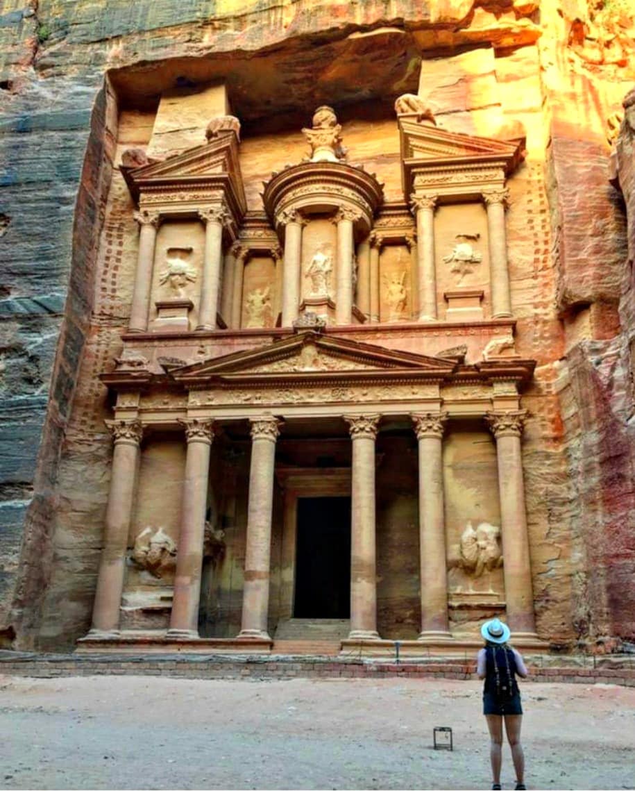 Vanessa in The Lost City of Petra, Jordan (carrying the Herschel backpack)