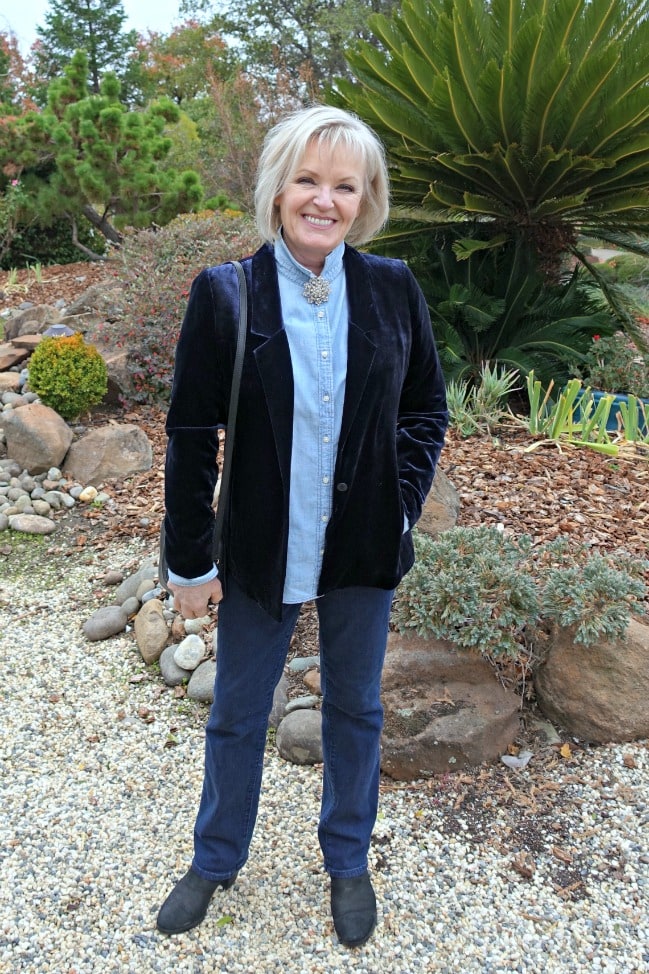 Jennifer Connolly of A Well Styled Life in navy velvet blazer, chambray shirt and denim