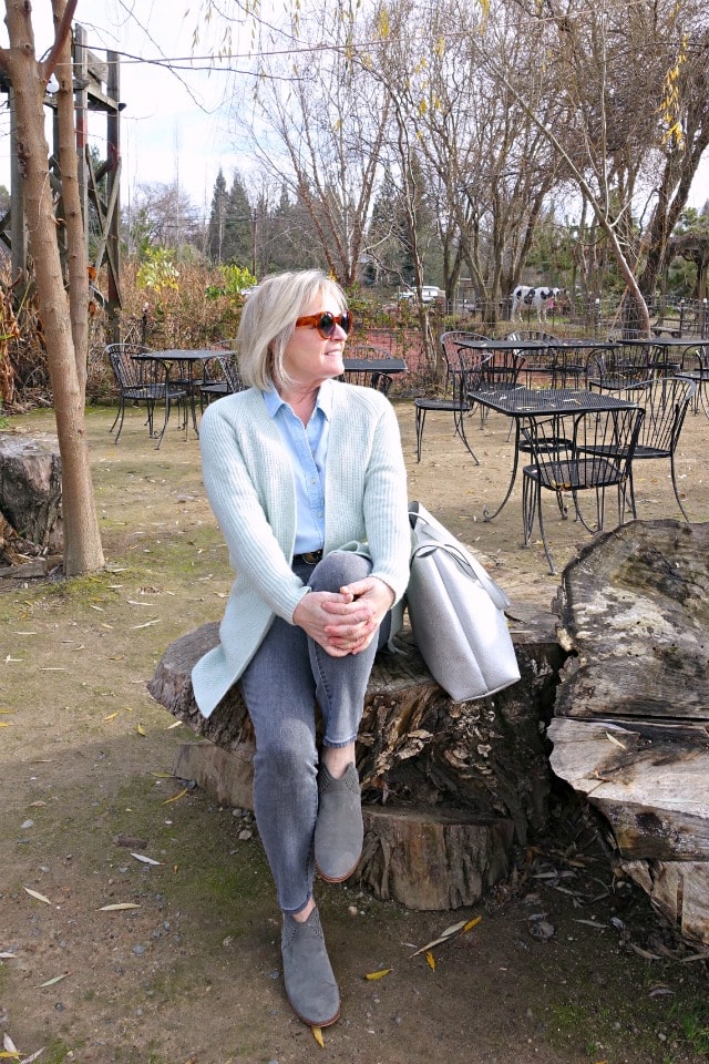 over 50 style blogger Jennifer Connolly wears Loft mint cardigan with Talbots gray jeans