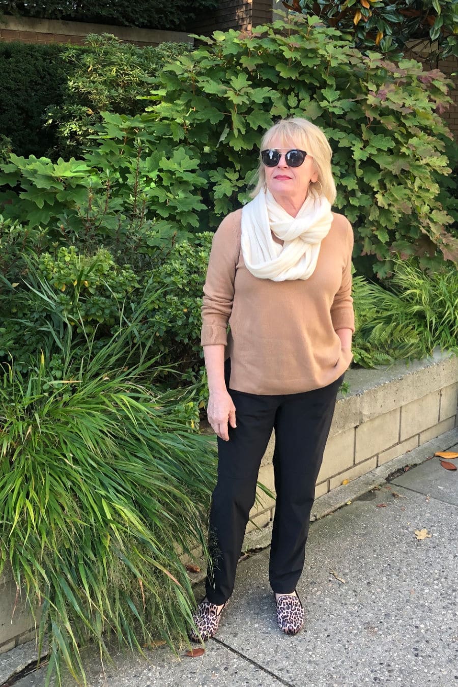 fashion blogger on a well styled life wearing casual outfit with cashmere sweater, Zella pants and Caslon shoes