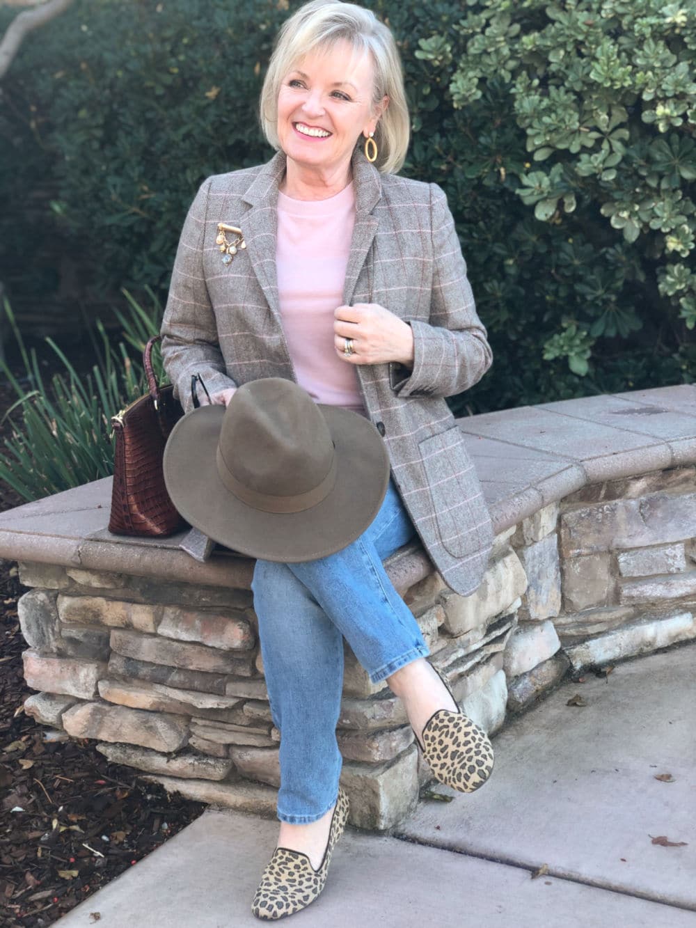 fashion blogger jennifer connolly wearing madewell outfit with rothys' shoes