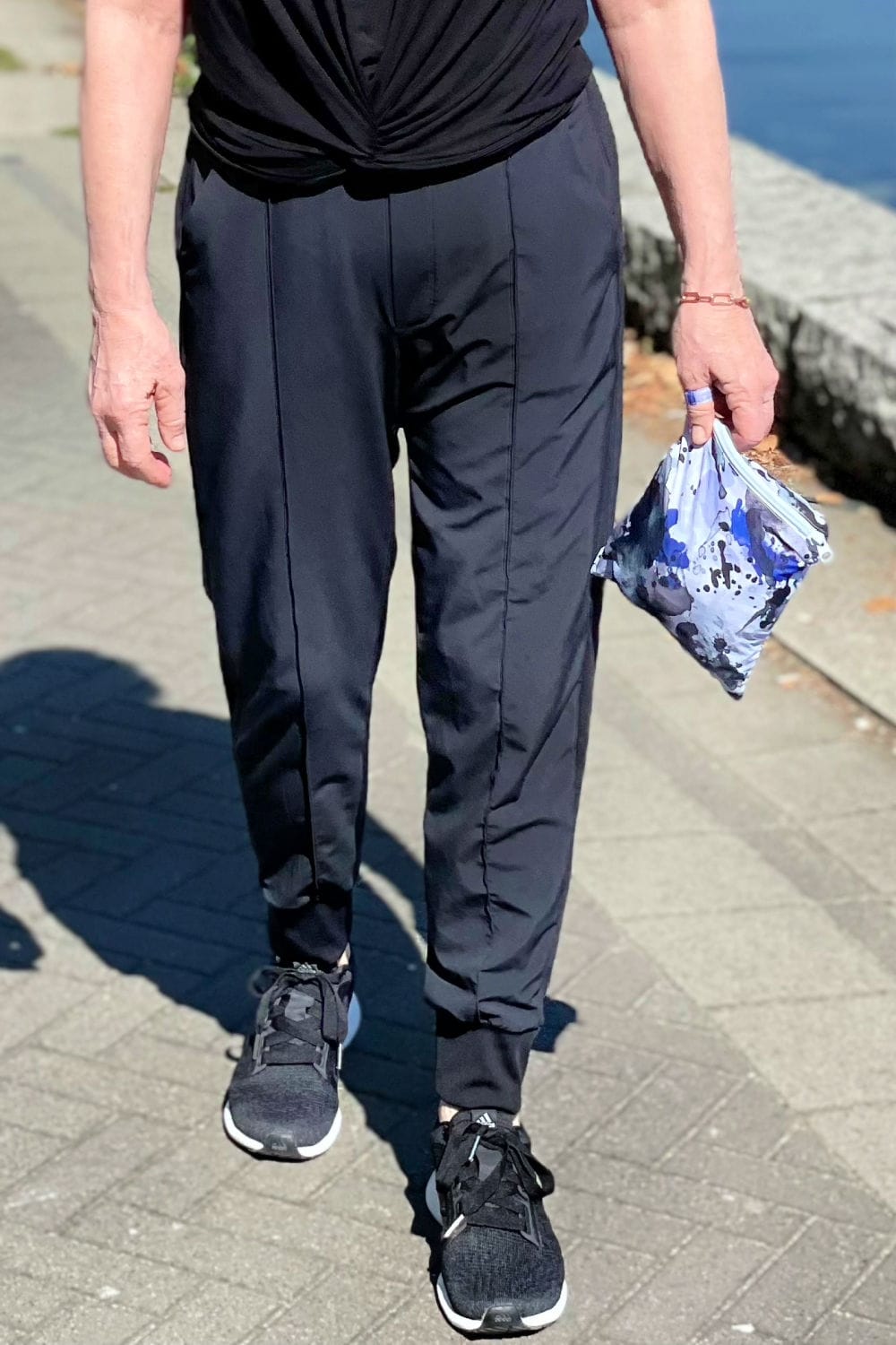 closeup of Zella woven joggers