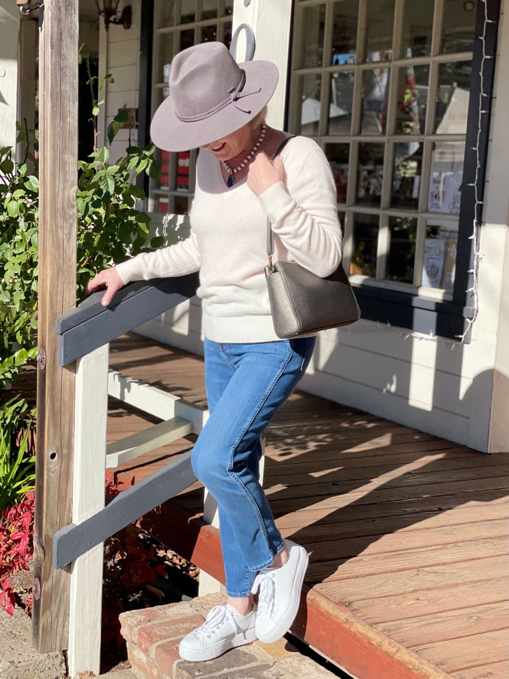 woman shopping in Murphy's near the giant sequoia trees