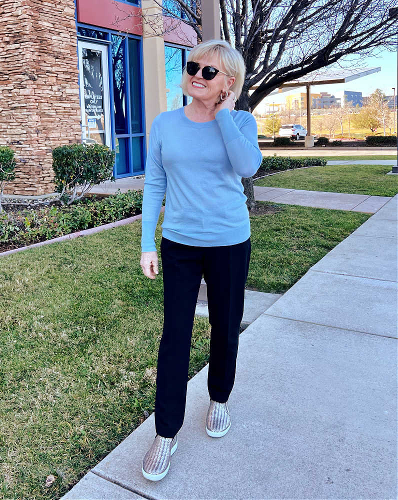 classic blue and black outfit from nordstrom