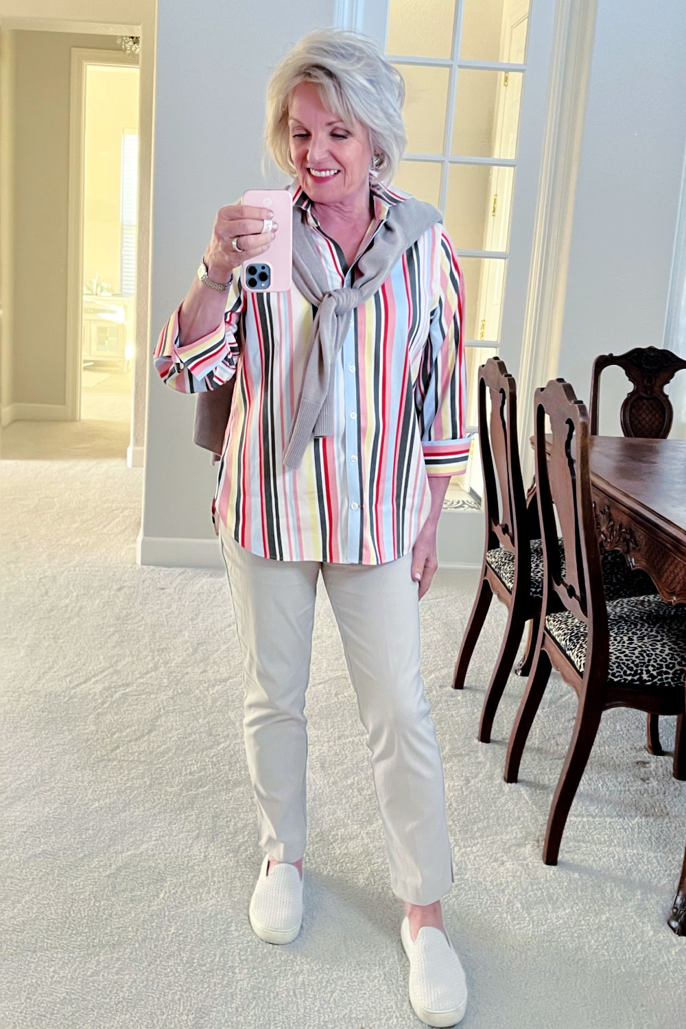 woman wearing chico's outfit