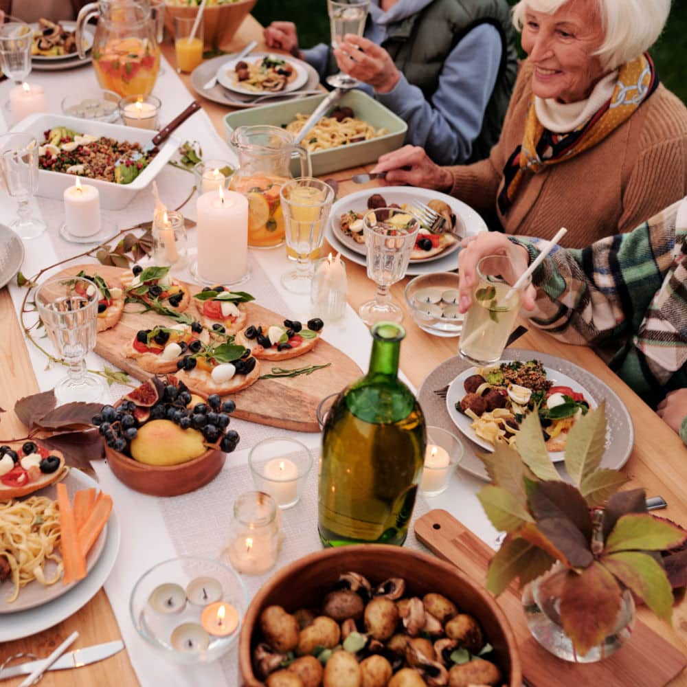 Holidays at Home and Ideas for Thanksgiving Outfits