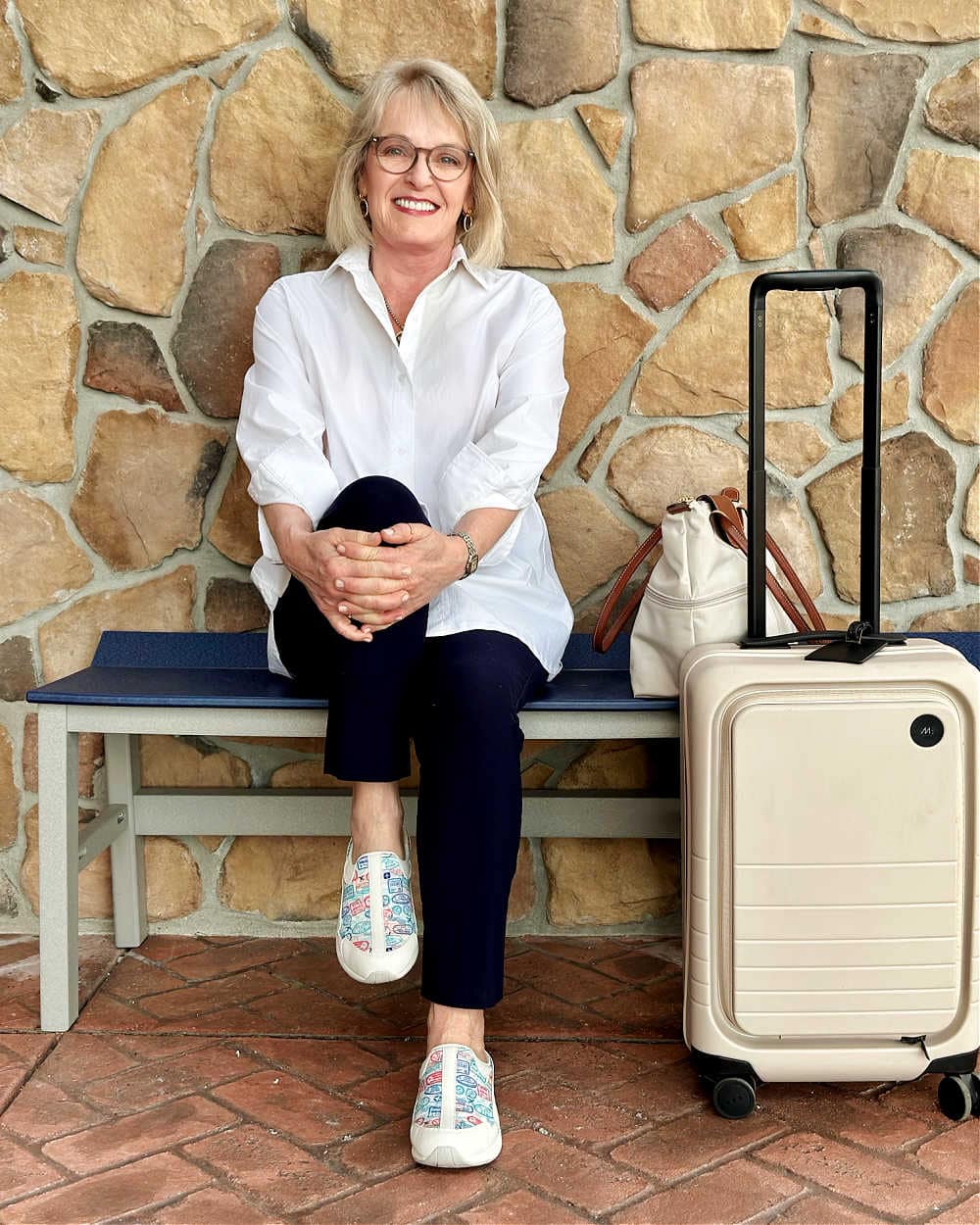 Best Travel Pants for Women to Wear On Your Next Trip