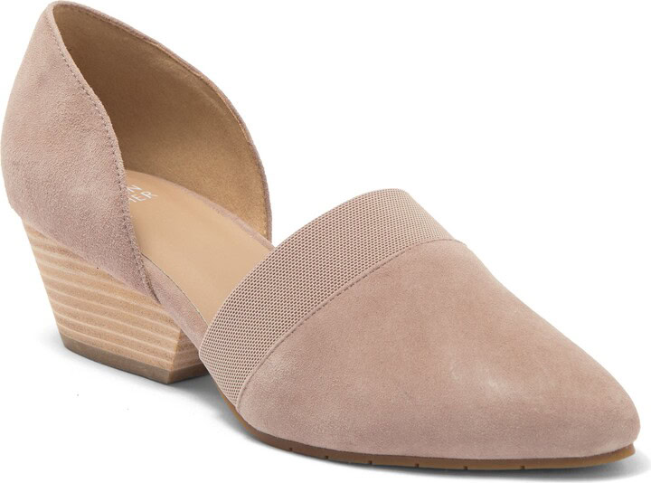 nude low heel whih helps you look taller