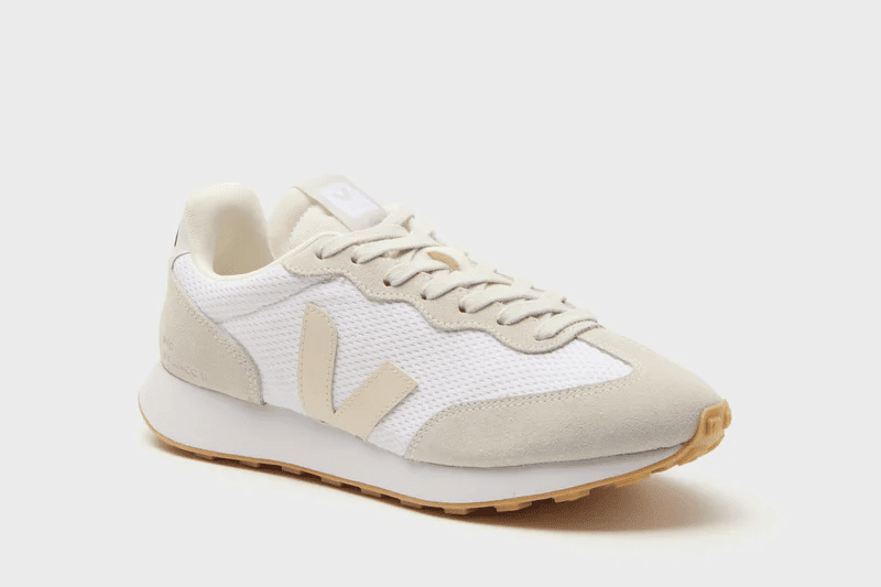 MINIMALIST BRANDING COMFORTABLE SNEAKER CASUAL