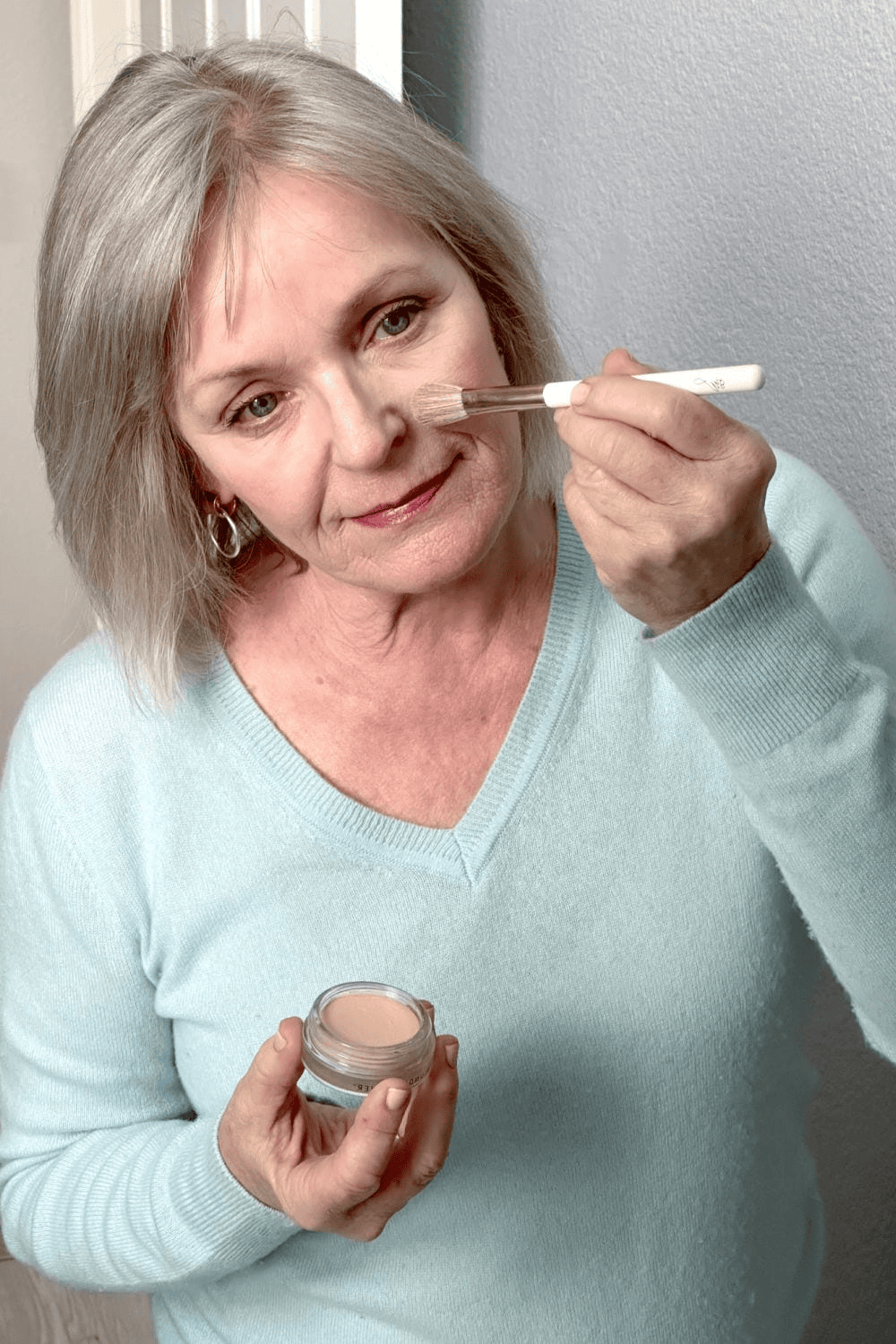 Jennifer applying concealer
Tapping in a small amount of concealer for a brighter, smoother under-eye look