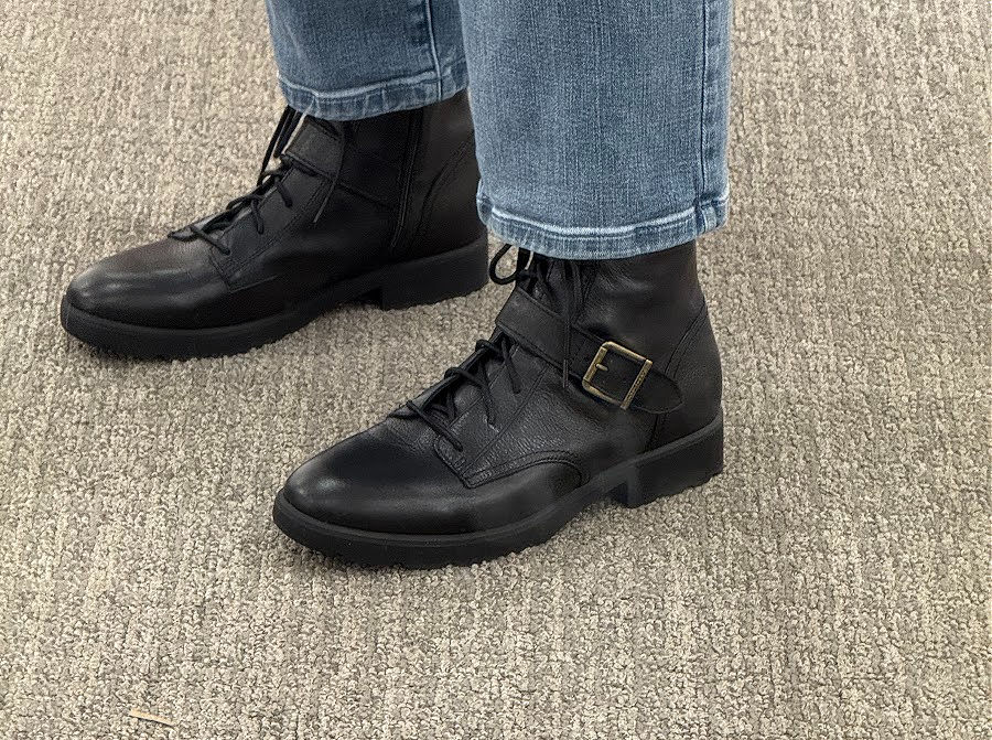 Vionic Catina Lace Up Bootie
